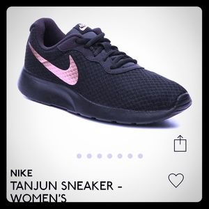 Nike Tanjun size 6.5 - worn once!